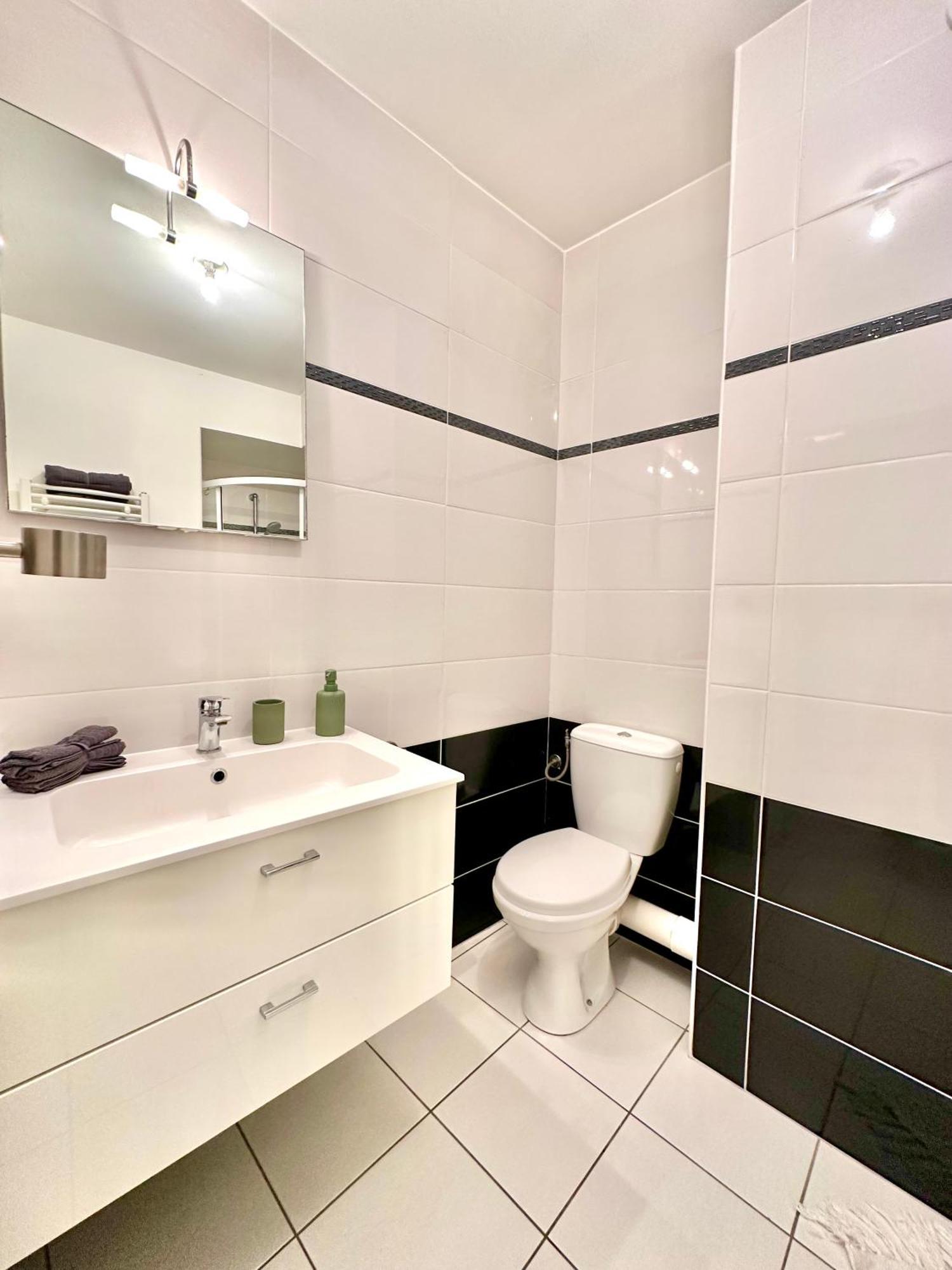 600 M De La Promenade Des Apartment *